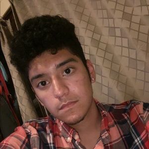 Meet your Posher, Leopoldo